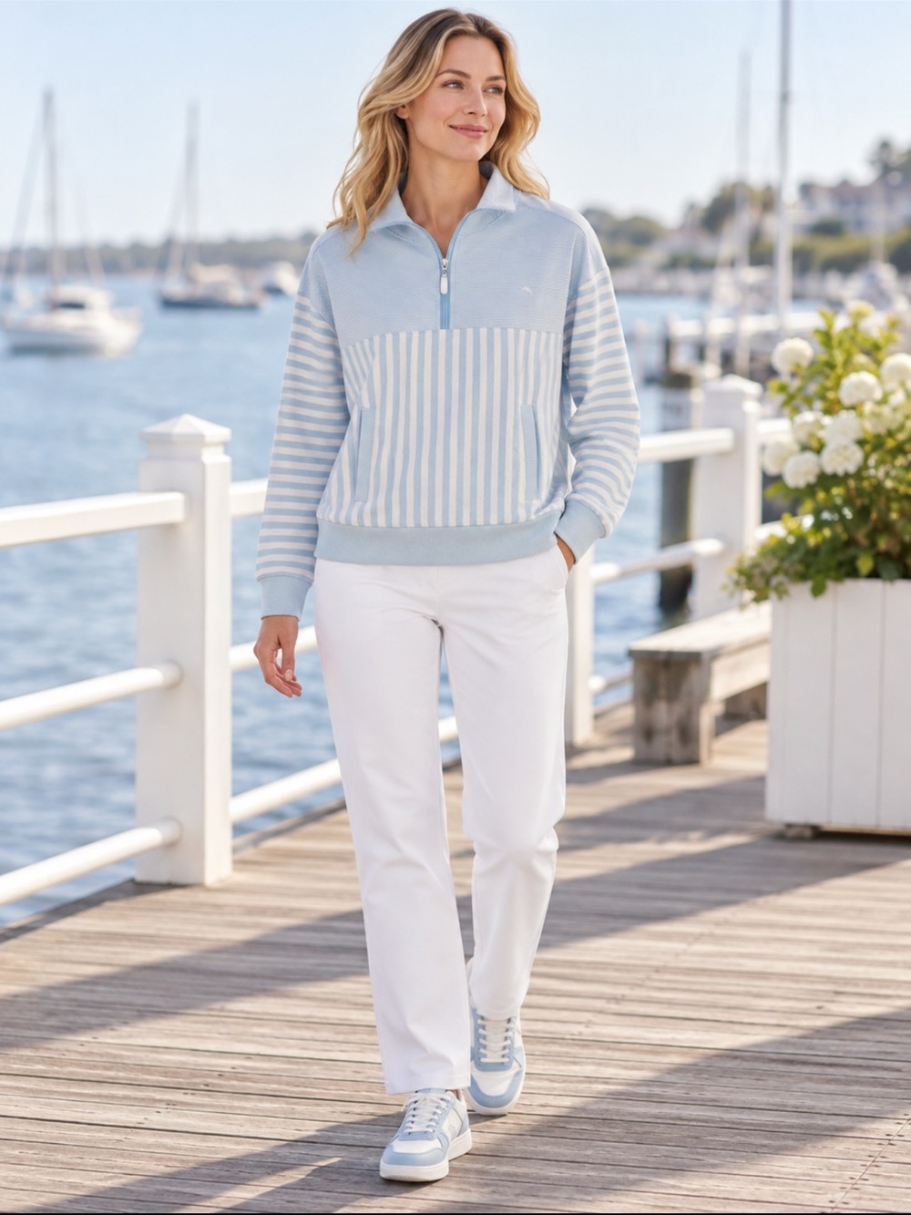 Tommy Bahama Women’s Medium Blue White Striped Quarter Zip Pullover Sweatshirt